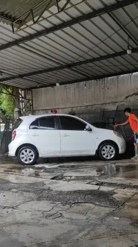 NISSAN MARCH XS AT