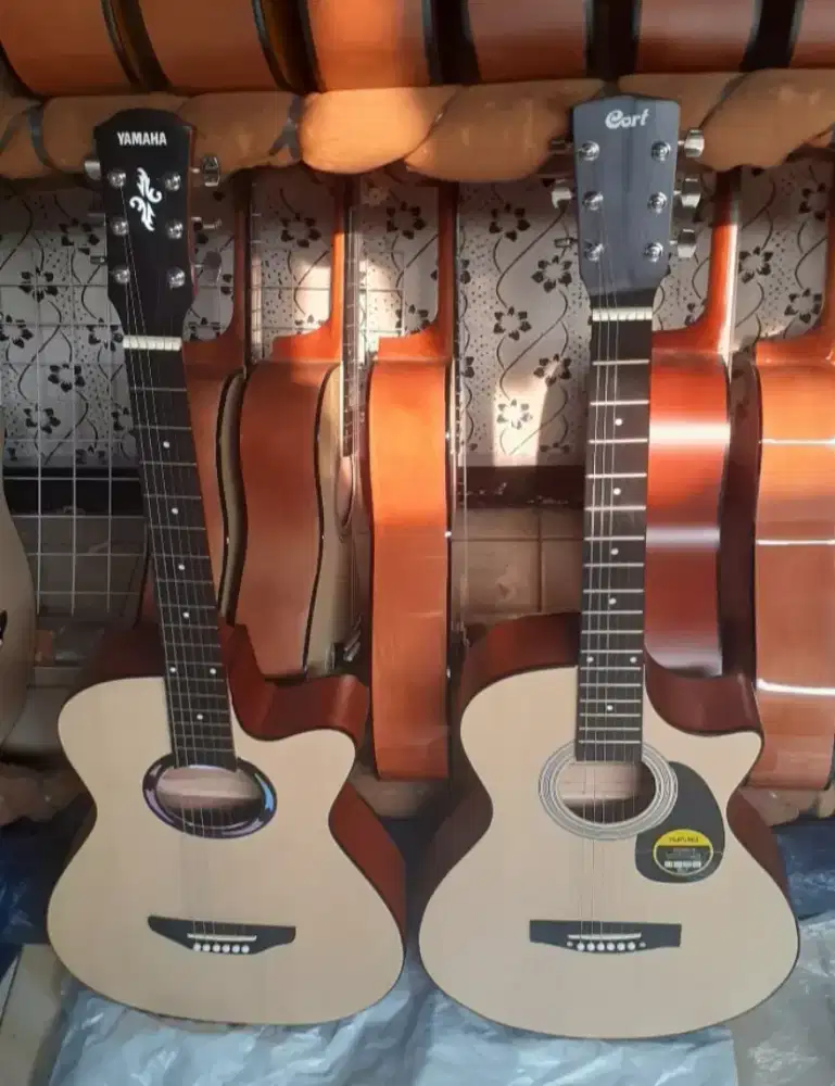 GITAR AKUSTIK Medium