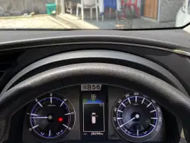 (LOW KM) INNOVA V DIESEL AT 2017