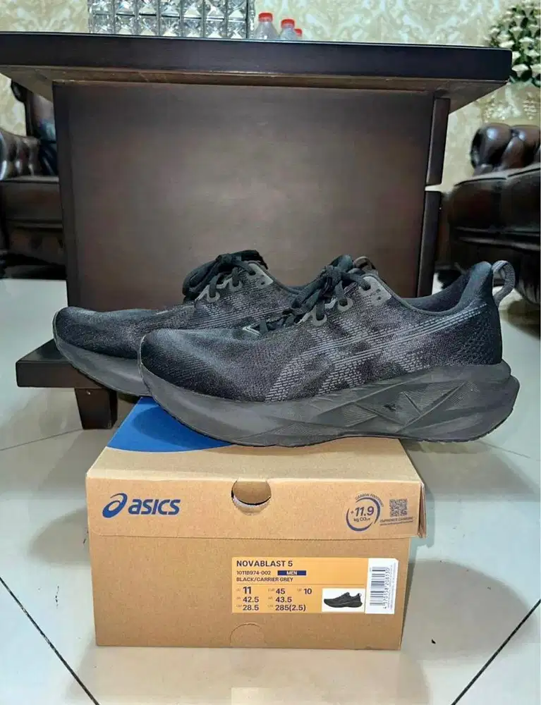 ASICS NOVABLAST 5