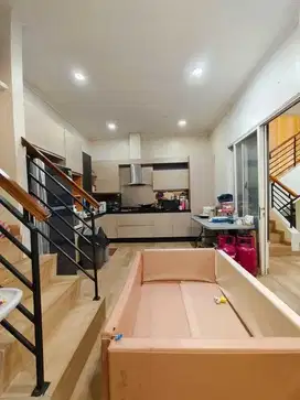 Rumah 2 Lantai The Springs Canary Gading Serpong BSD City Tangerang C