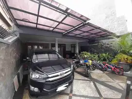 rumah luas bagus tengah kota siap huni