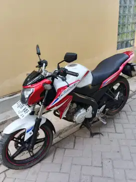 Yamaha Vixion Lightning 2014 Pajak sangat Panjang
