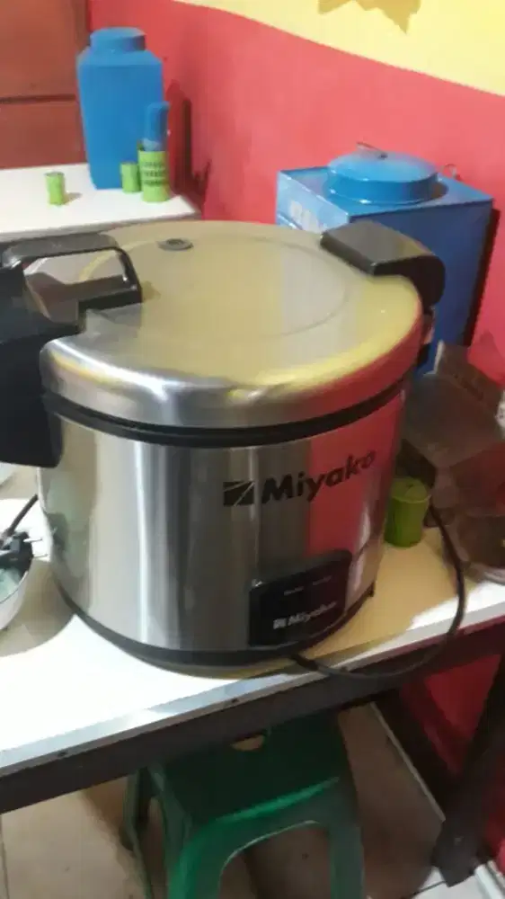 Dicari terus magicom/magic jar bekas resto