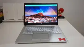 Dijual: HP 14s-dk0005AU - RAM 8GB & SSD 256GB - Minus LCD Rusak