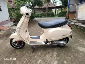 PIAGGIO VESPA LX 125 TAHUN 2011