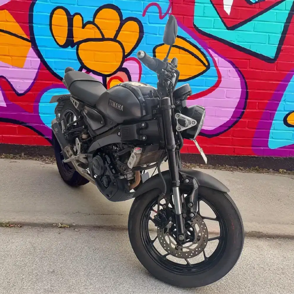 XSR tangan pertama