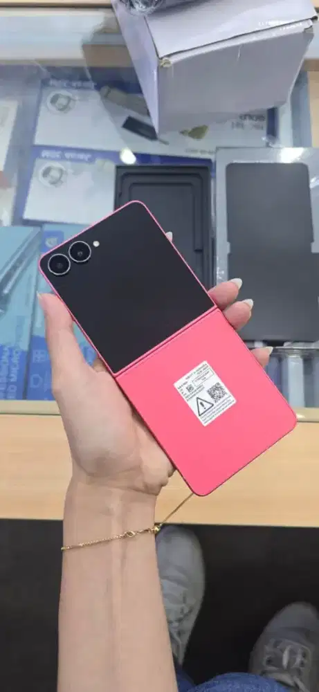 SAMSUNG ZFLIP7 RAM 12/256 TERMURAH