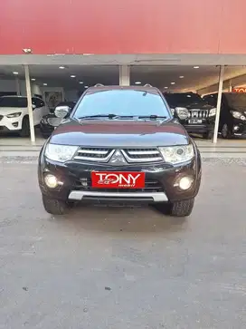 Pajero Dakar Sunroof 4x4 AT 2015 Hitam Tangan 1 Record