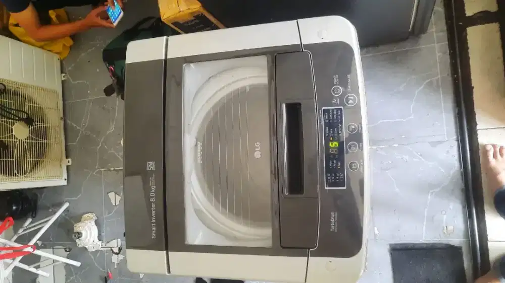 Mesin Cuci LG Smart Inverter 8kg