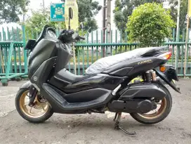 Yamaha nmax tahun 2022 (TT/cash/kredit)