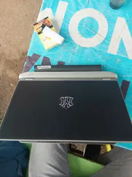 Laptop Dell core i3 ram8