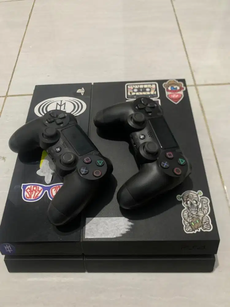 PS4 BEKAS / PS 4 / PLAYSTATION 4 BEKAS