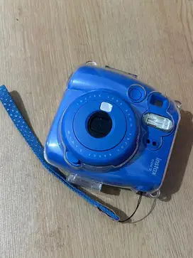 Kamera Polaroid Instax Mini 9