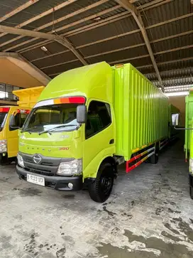 TRUK BOX HINO DUTRO 136HDL XTRALONG TAHUN 2023
