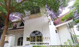 Dijual Rumah 2,5 Lantai Siap Huni Posisi Hook di Bukit Golf Riverside