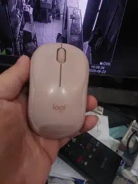 Mouse  wireless logitec m220 silent warna pink