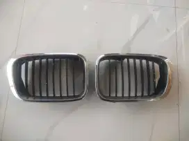 Di jual gril bmw e46 kondisi layak pakai