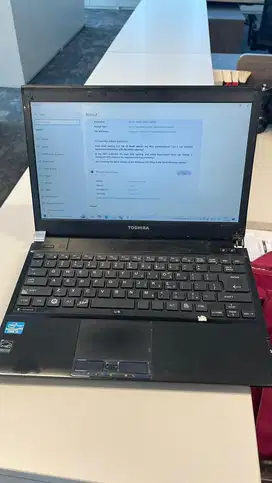 laptop toshiba second RAM 4 GB icore i5 Windows 10