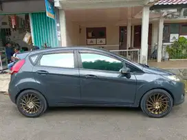 Ford Fiesta 2013 Bensin