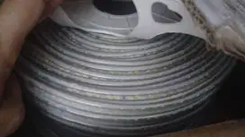 Lampu led 2 strip warna warm white, ada 50 meter dan 30 meter