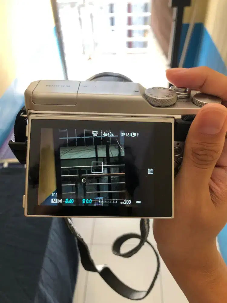 Fujifilm X-A10 + Lensa Fix 35mm