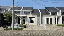RUMAH DI KELURAHAN JAMBANGAN, CANDI SIDOARJO