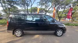 Hyundai H-1 2009 Bensin