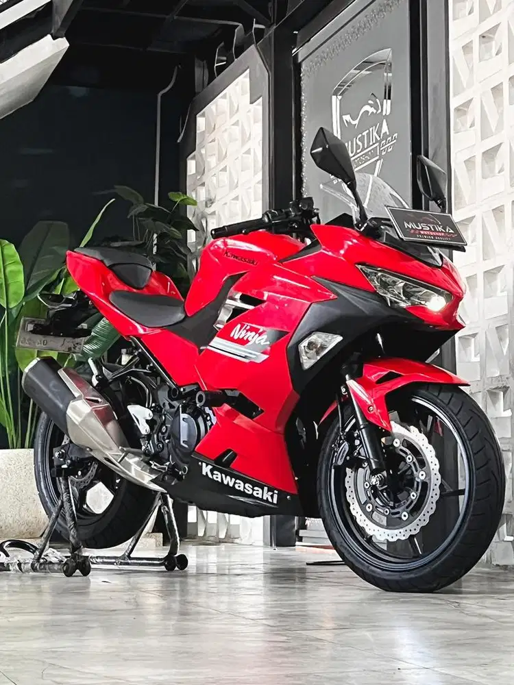 Stok Terbatas‼️Kawasaki Ninja 250 FI th 2021 - Ayu Mustika
