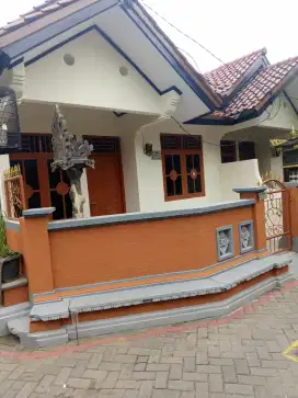 Di Sewakan Rumah 4 unit, Kampung Pancasila/Bali, Harapan Jaya. Bekasi