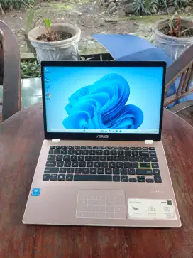 Asus E410MA Intel Celereon N4020, RAM 4 GB, SSD 256gb laptop cas ori