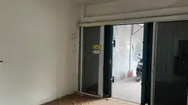 Disewakan Ruko 2 Lantai Murah di Ujung Menteng Jaktim
