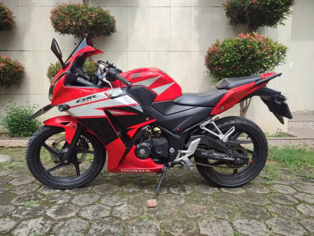 HONDA CBR K45 TAHUN 2014