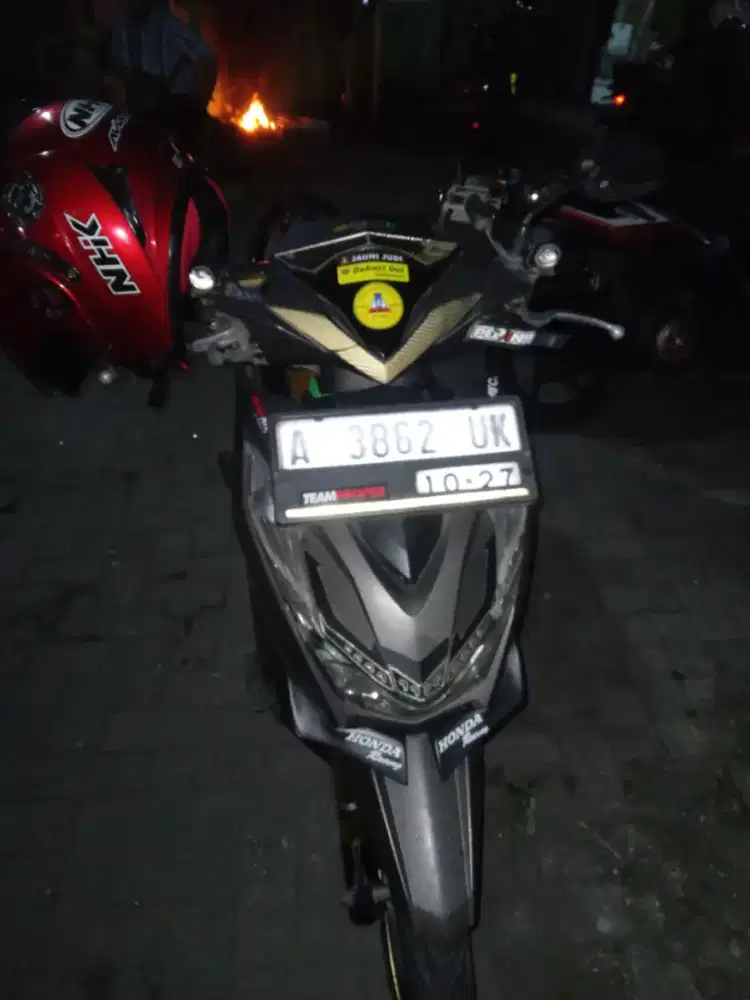 Beat delexue  2022 pajak on sampai oktober 2025 pemakaian pribadi