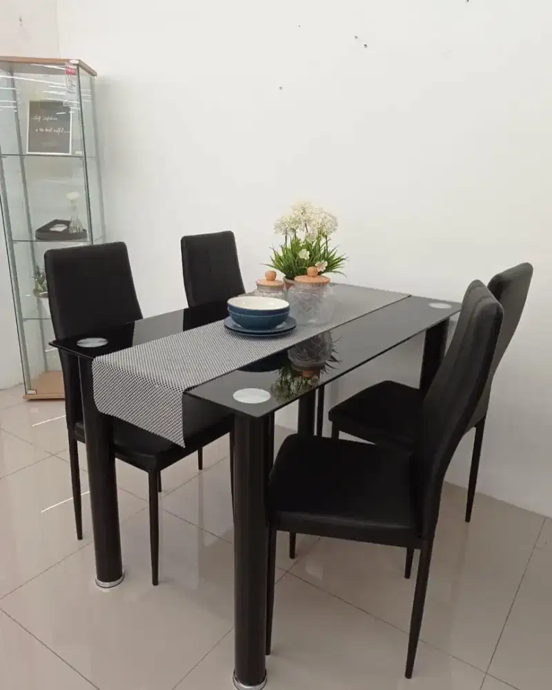 Obral murah meja makan set tempered glass