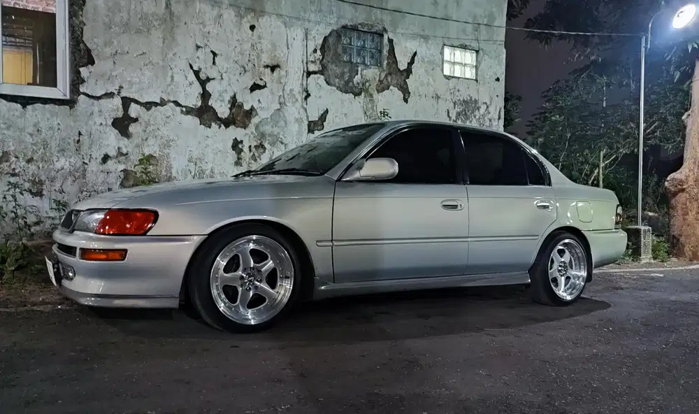 Toyota Great Corolla 1995 Bensin