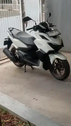 Honda vario 160cc abs keyles th 2024 istimewa Jual cepat bisa tt