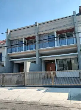 Dijual Rumah Baru Modern di Mekarwangi Bandung