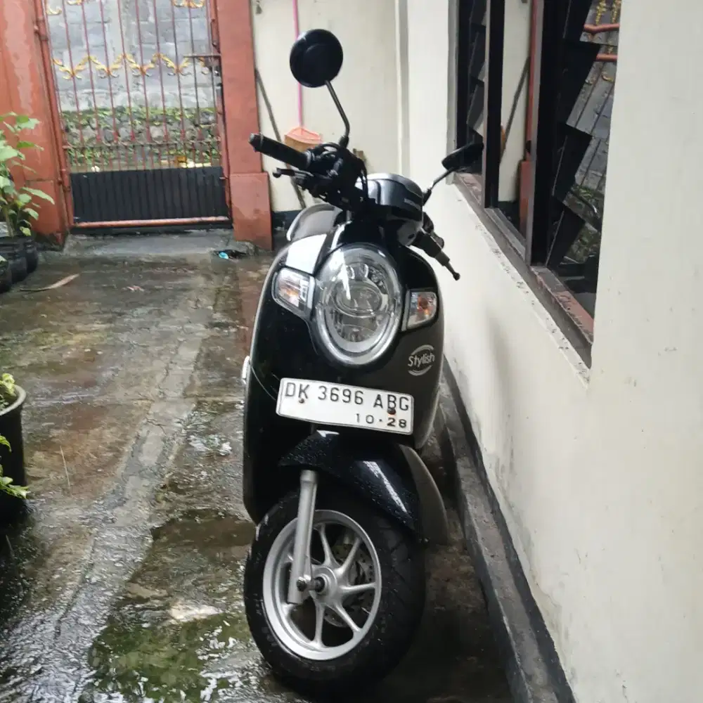Dijual Honda Scoopy 2018 tangan pertama, Gatsu Tengah Denpasar