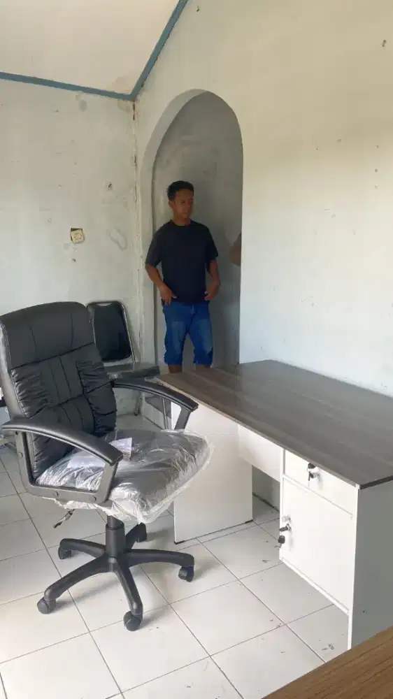 READY SATU SET MEJA DAN KURSI TERMURAH TERLARIS SALE