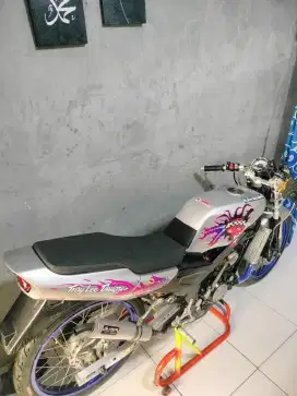 di jual ninja r 2006 bpkb only plat bk
