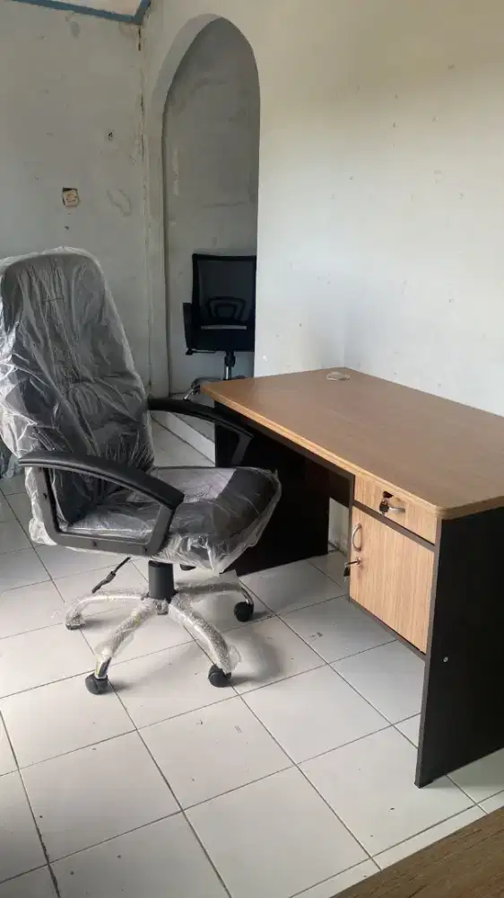 READY SATU SET MEJA DAN KURSI TERMURAH TERLARIS SALE