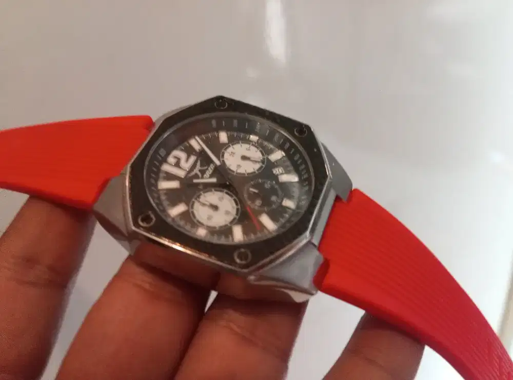 Jam Tangan Tag Heuer Carera Kondisi Siap Pakai