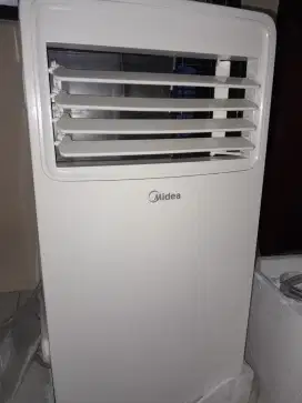 AC portable Midea 1/2 PK usia belum 1 bulan