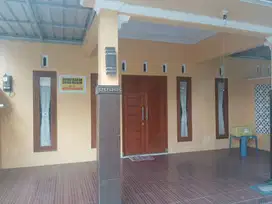 Rumah di Kontrakan