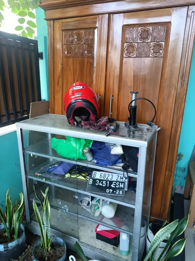 Dijual lemari jati+etalase