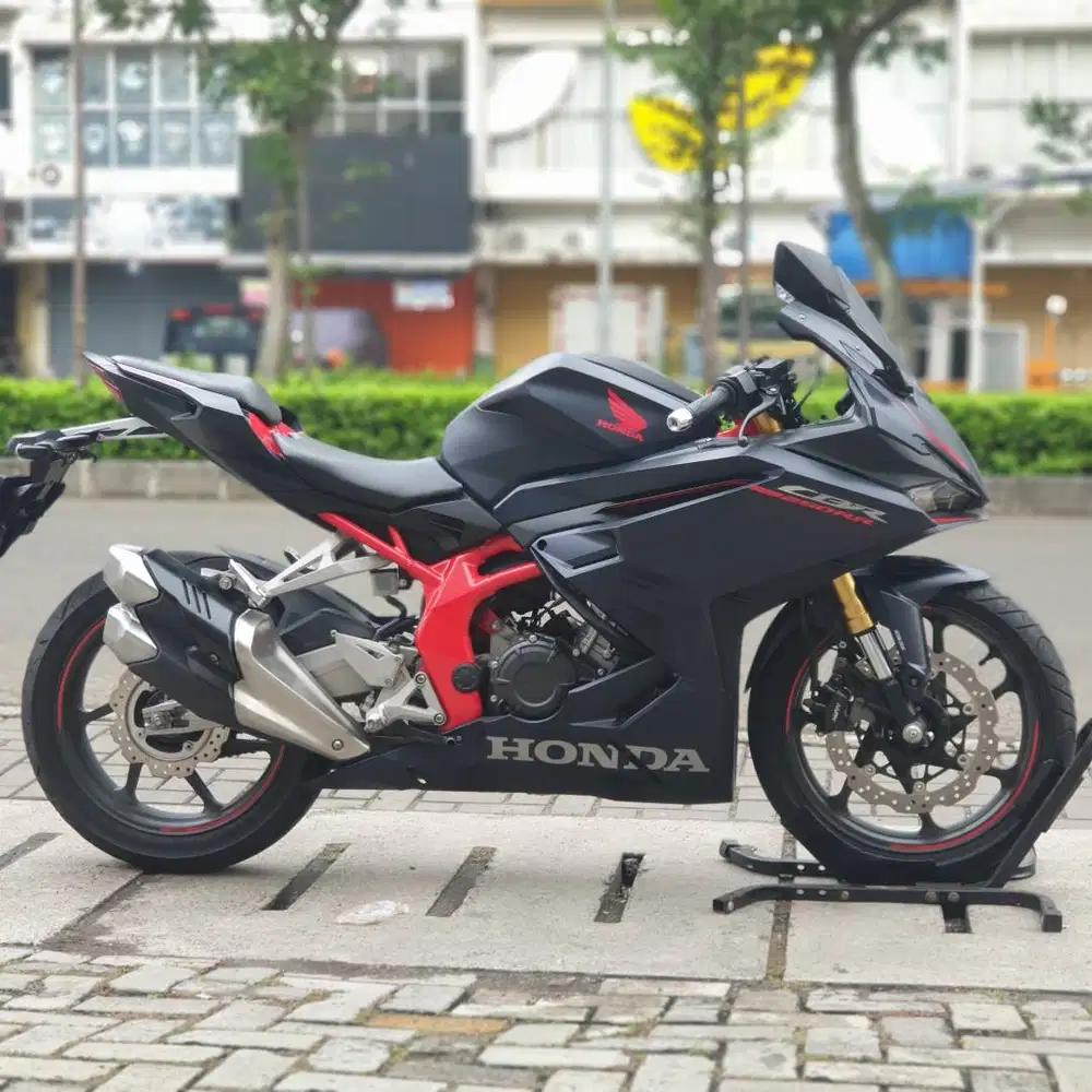 HONDA NEW CBR250RR ABS SP BIRU 2023 KM 8K PAJAK PANJANG NO MINUS