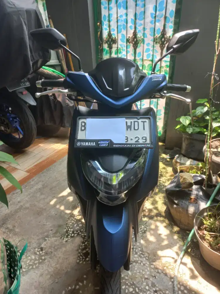 Yamaha Gear 125 2024 warna Biru Navy Doff