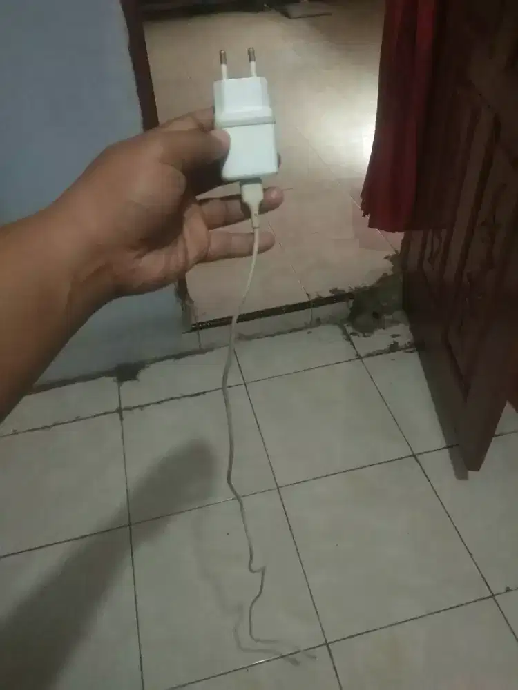 Di jual charger hp masik bagus dan original