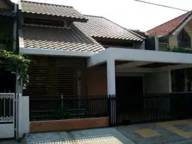 Dijual rumah siap huni di bintaro jaya sektor 5